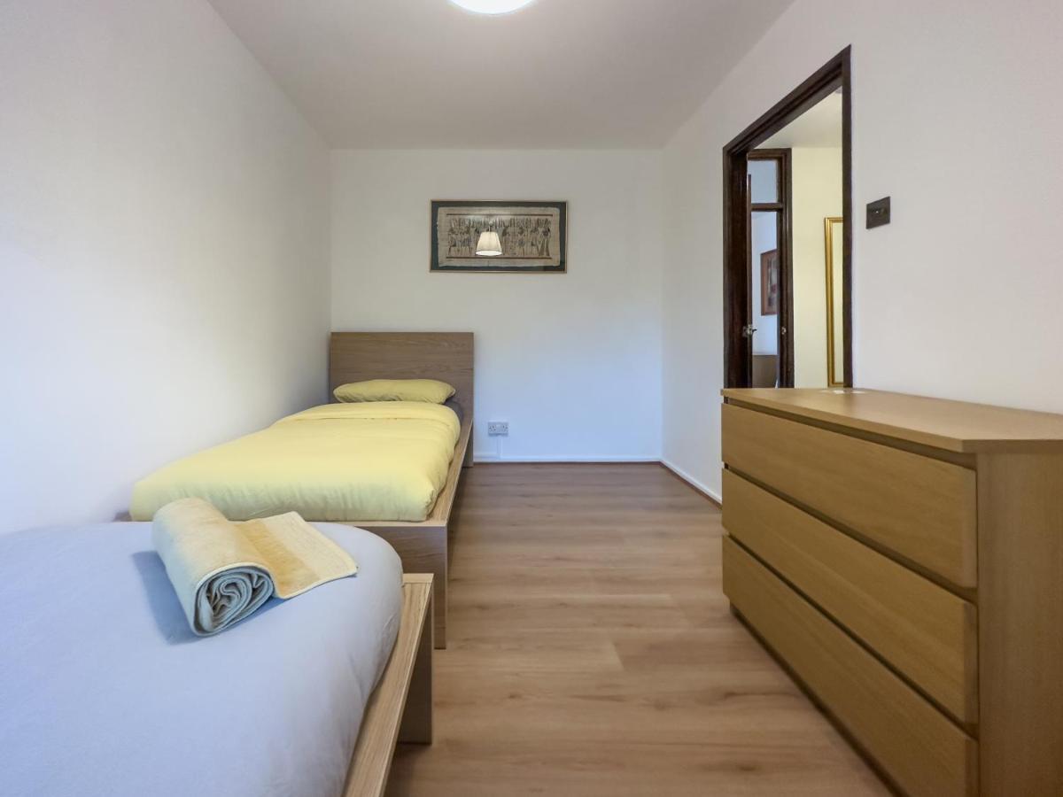 Beautiful 2 Bedroom & Balcony Flat In Central London Kültér fotó