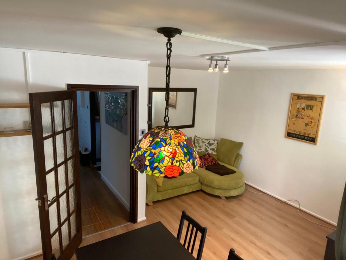 Beautiful 2 Bedroom & Balcony Flat In Central London Kültér fotó